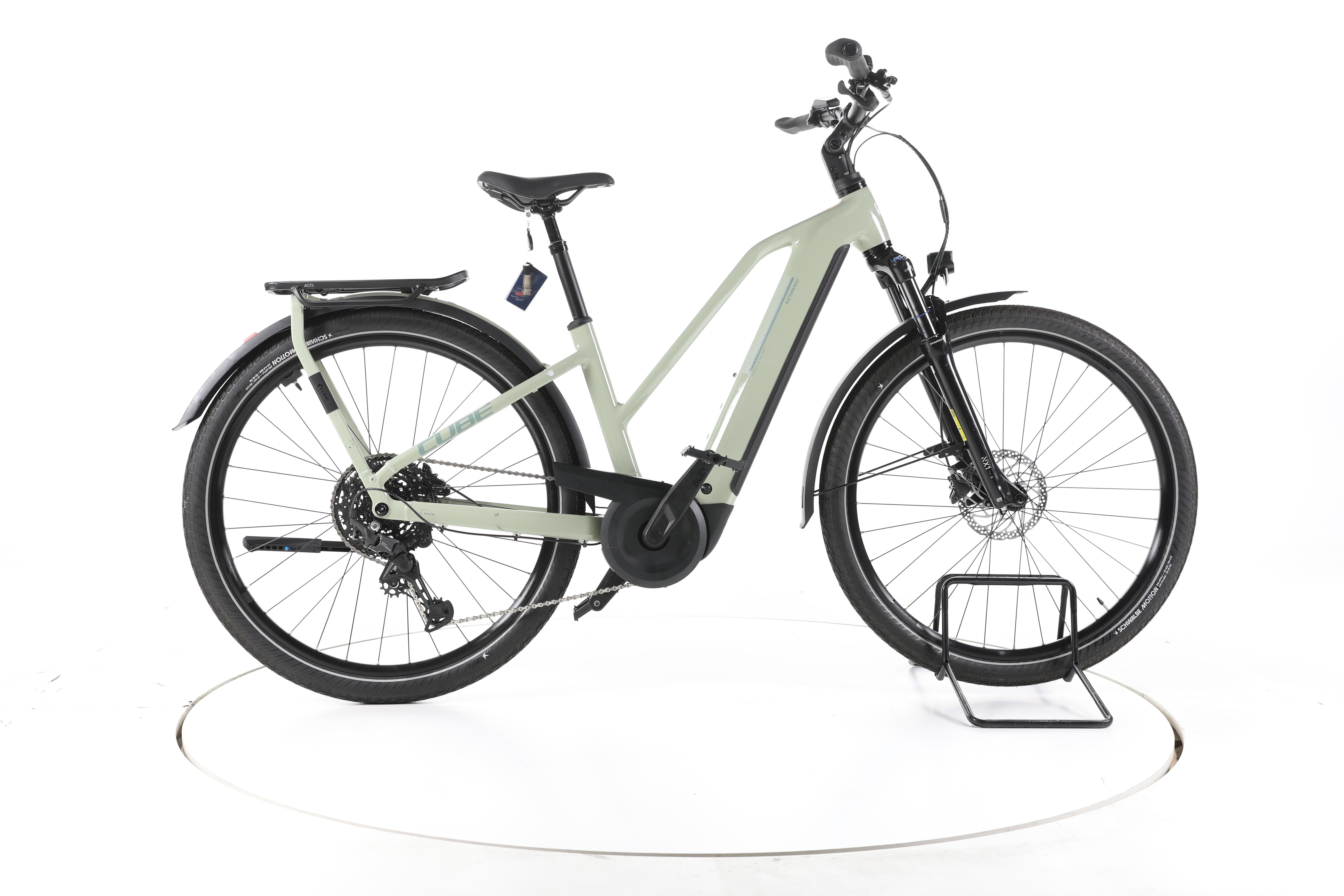 Cube KATHMANDU HYBRID, ONE 800 2025
