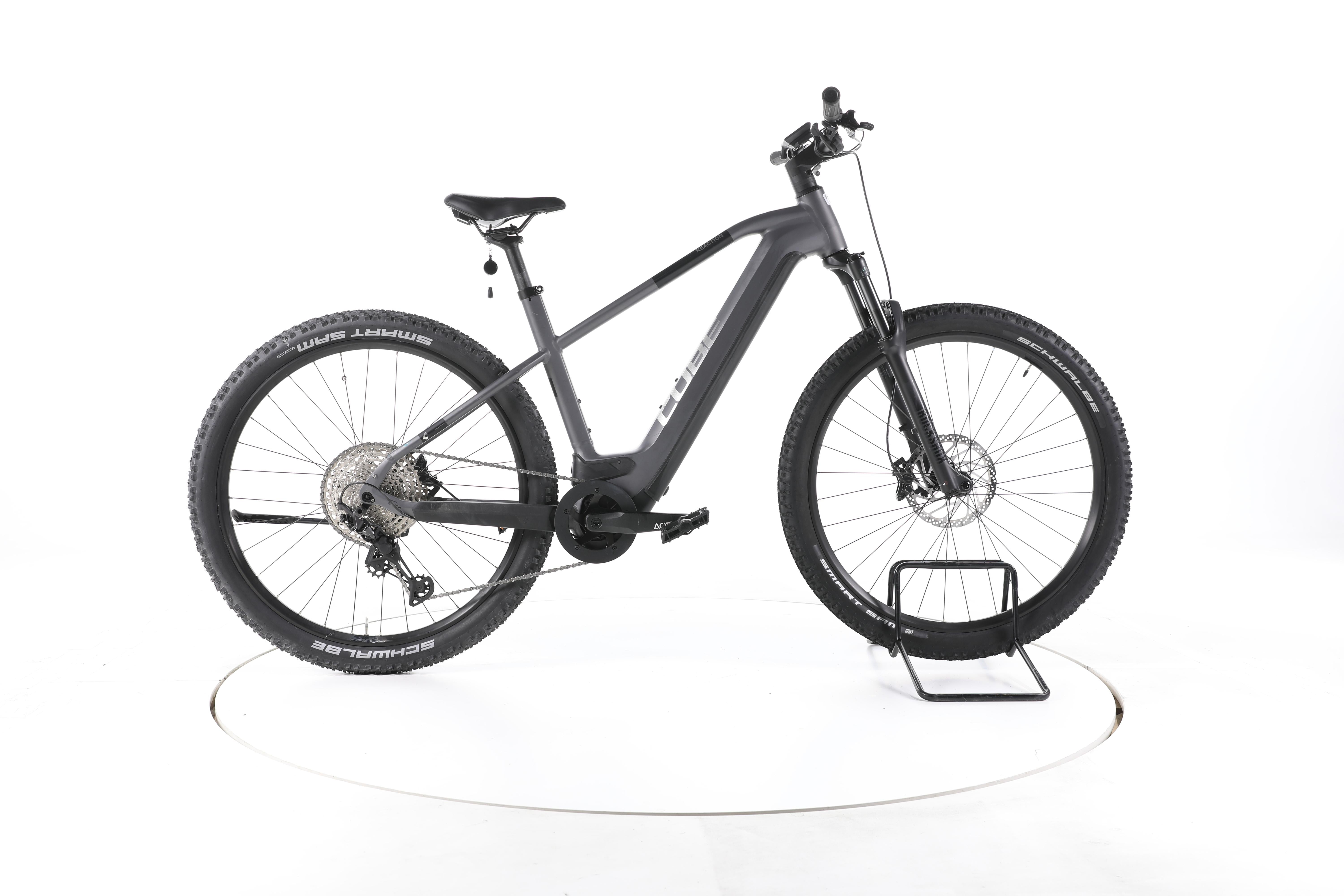 Cube REACTION HYBRID, RACE 750 2024