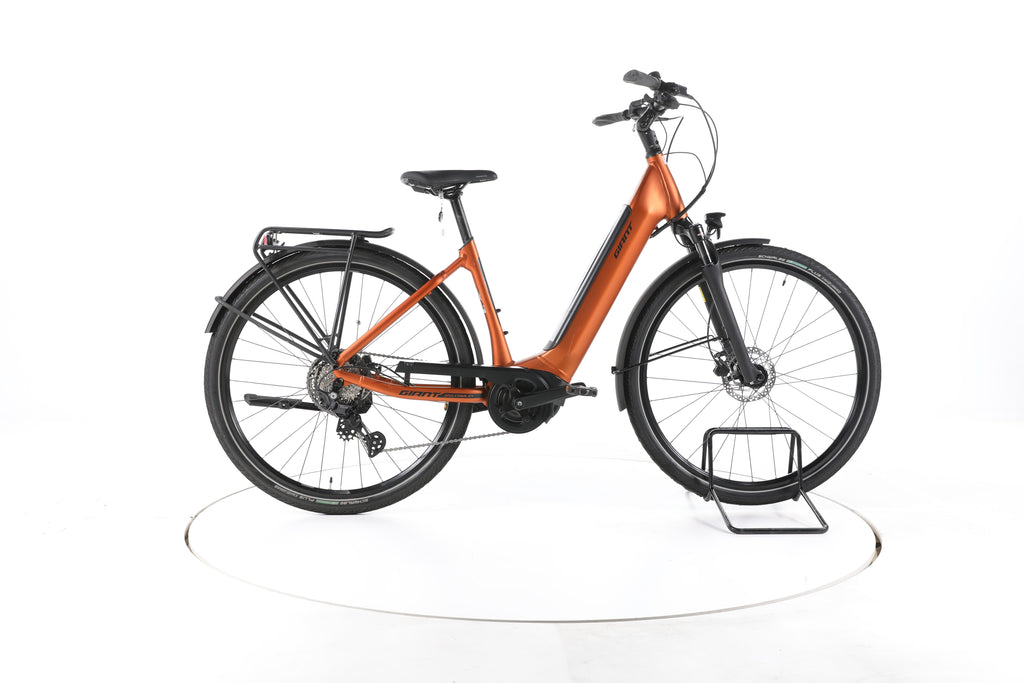 Giant Dailytour E+2 LDS Trekking E-Bike Tiefeinsteiger - Image 1