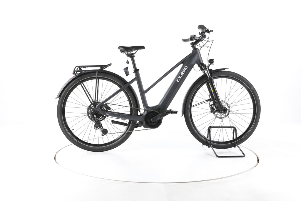 Cube Touring Hybrid ONE Trekking E-Bike 2024 - Image 1