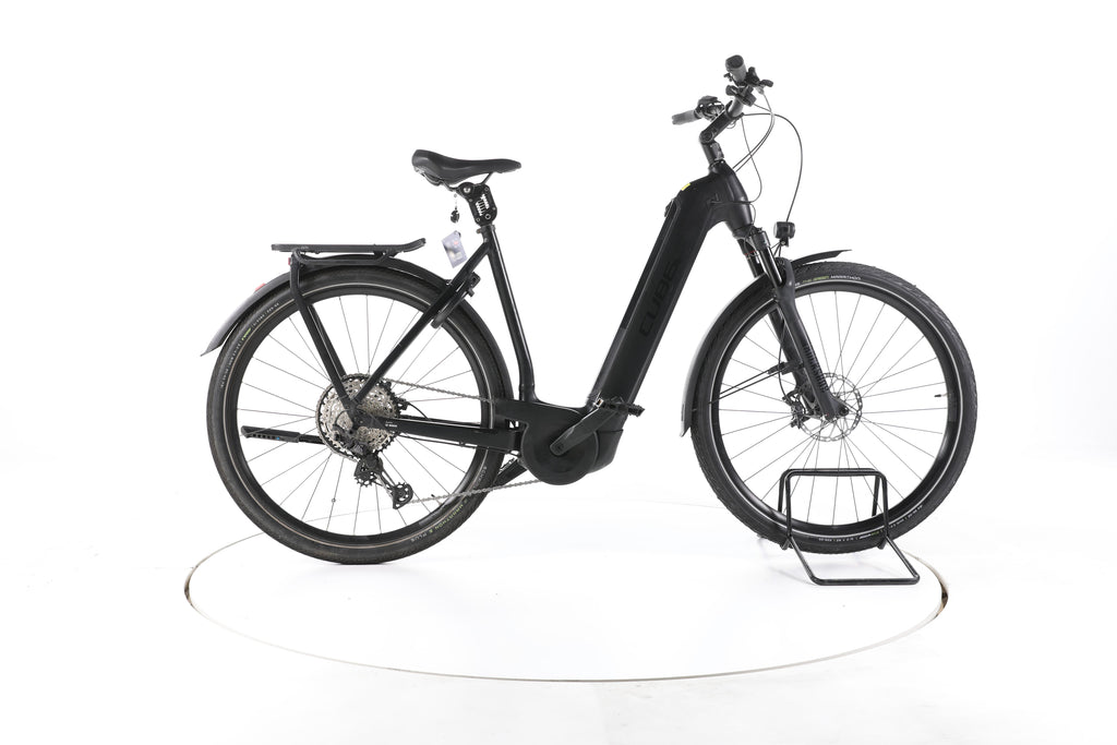 Cube Kathmandu Hybrid SLT Trekking E-Bike Tiefeinsteiger - Image 1