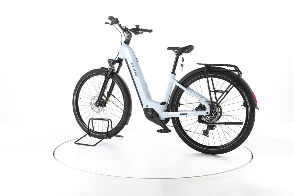 Cube Touring Hybrid ONE Trekking E-Bike Tiefeinsteiger 2026 - Image 8