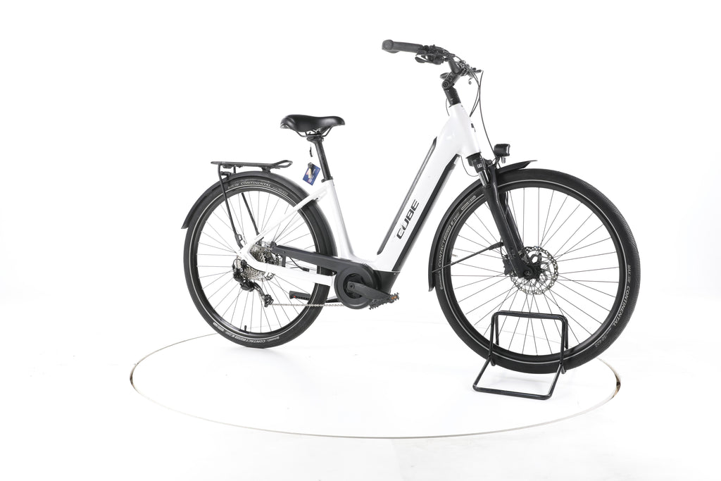 Cube Supreme Sport Hybrid ONE Trekking E-Bike Tiefeinsteiger - Image 2