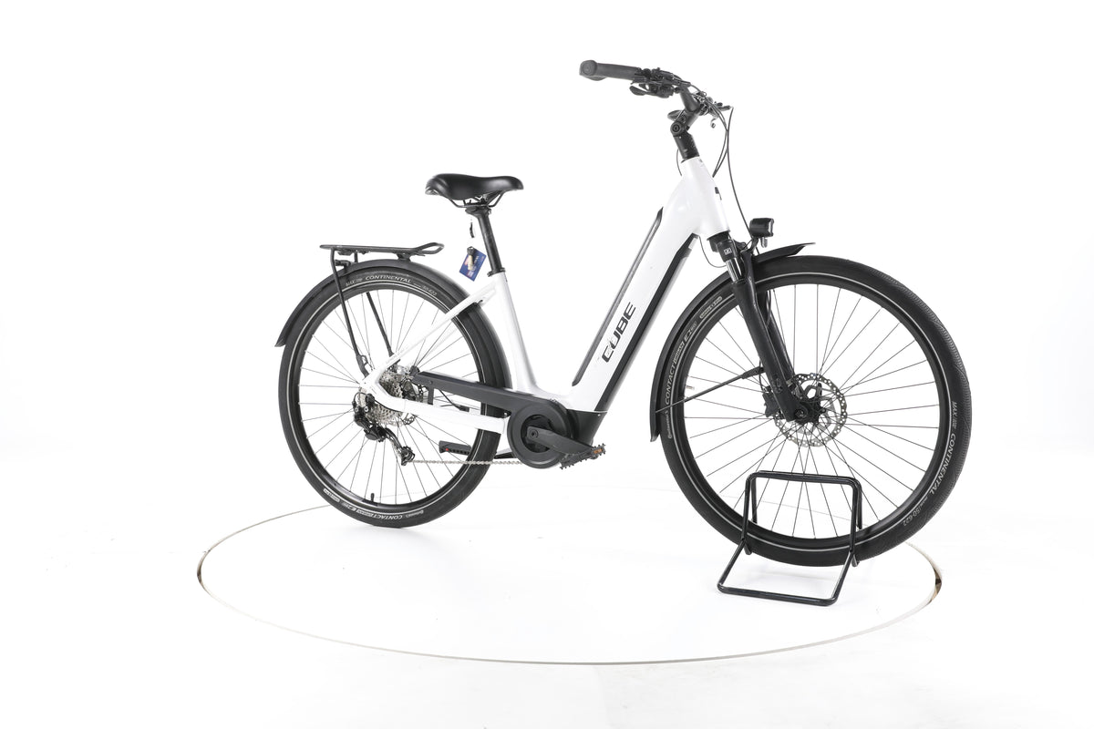 Cube Supreme Sport Hybrid ONE Trekking E-Bike Tiefeinsteiger - Image 2