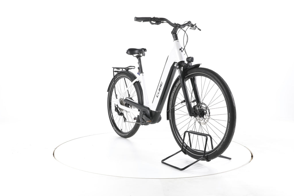 Cube Supreme Sport Hybrid ONE Trekking E-Bike Tiefeinsteiger - Image 3