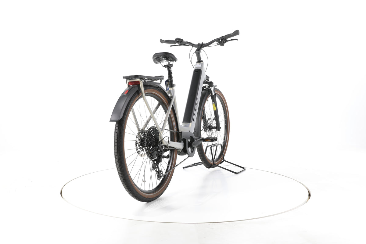 Cube Touring Hybrid Pro Trekking E-Bike Tiefeinsteiger - Image 11