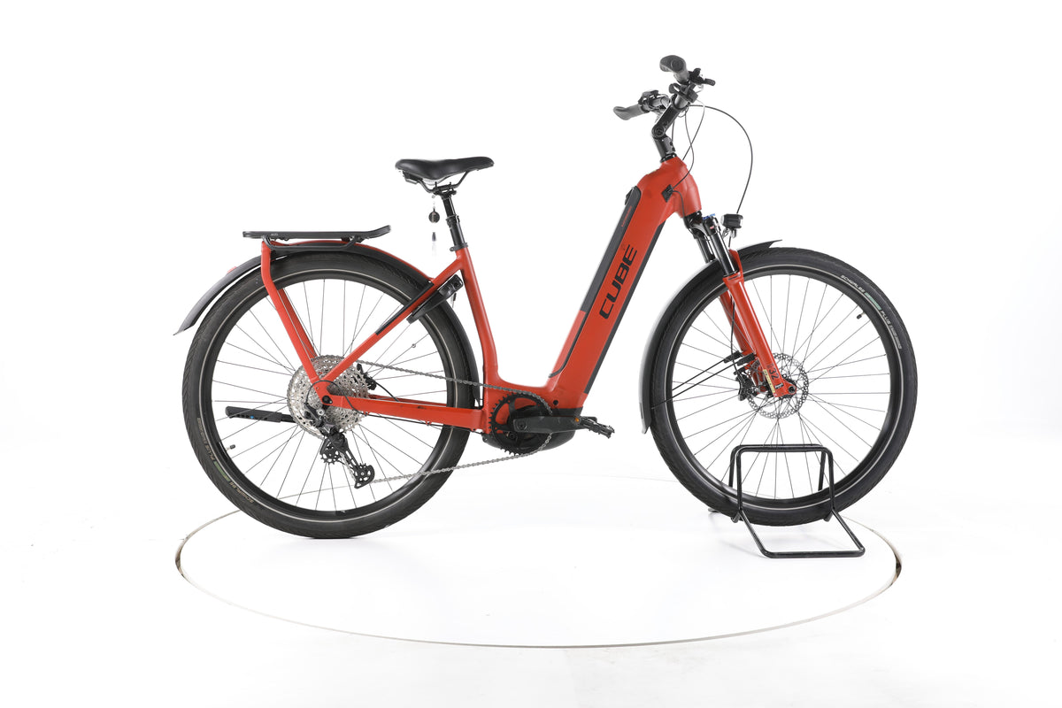 Cube Kathmandu Hybrid EXC Trekking E-Bike Tiefeinsteiger - Image 1