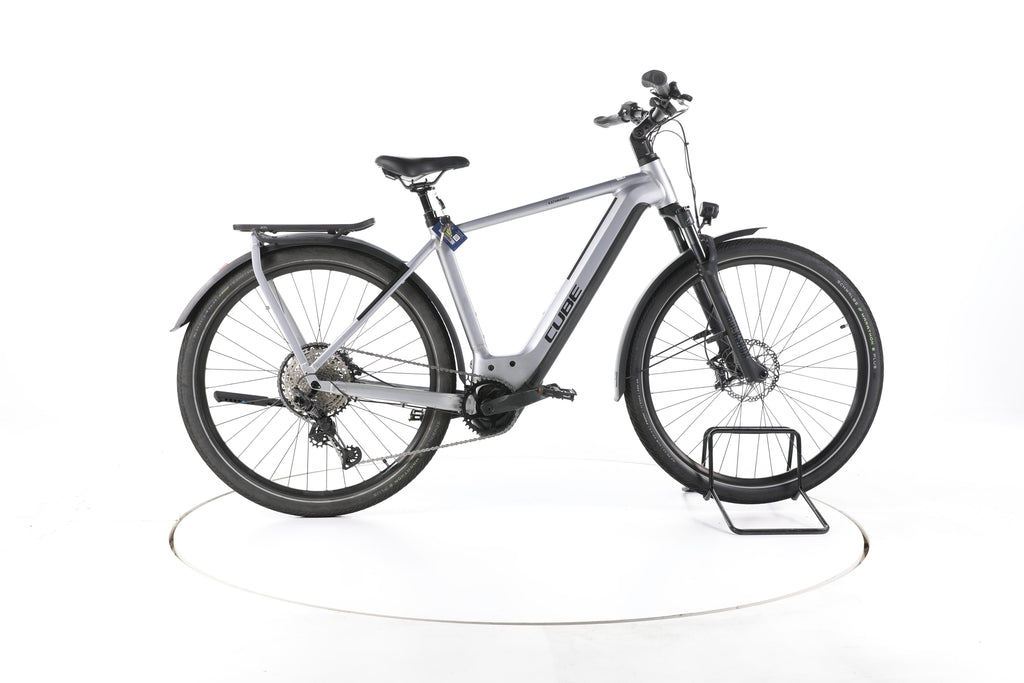Cube Kathmandu Hybrid SLX Trekking E-Bike - Image 1