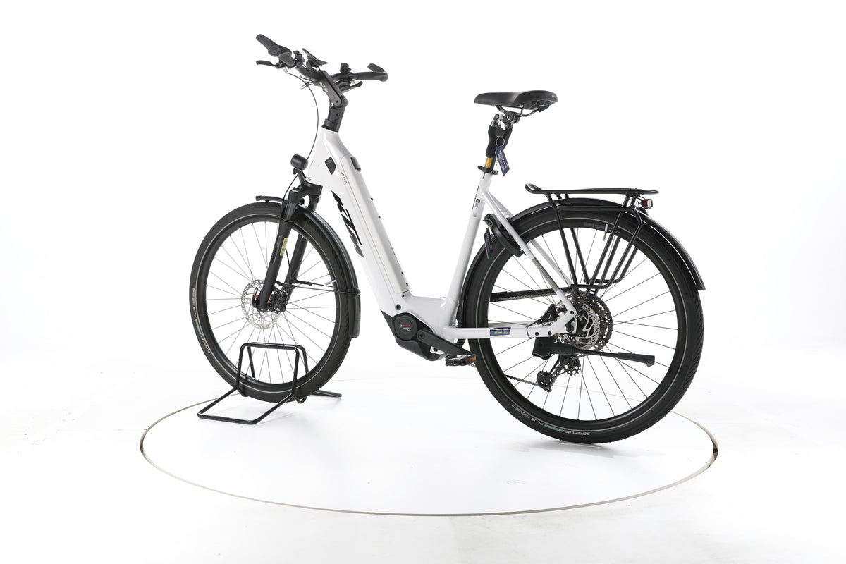 KTM Cento 10 Plus Trekking E-Bike Tiefeinsteiger 2025 - Image 8