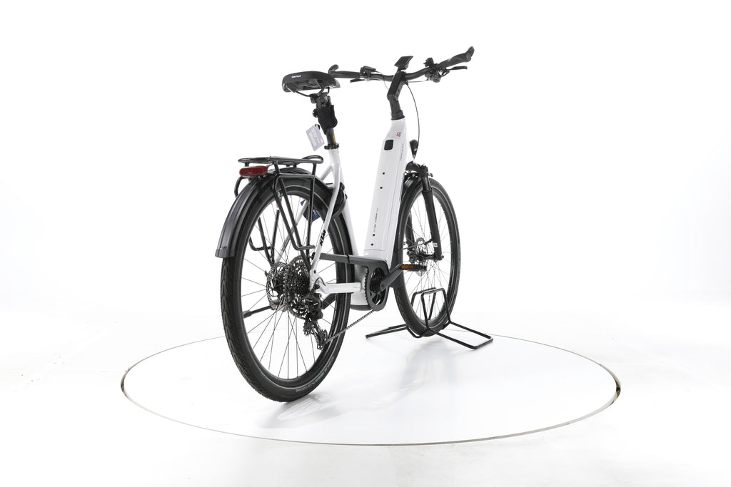 KTM Cento 10 Plus Trekking E-Bike Tiefeinsteiger 2025 - Image 11