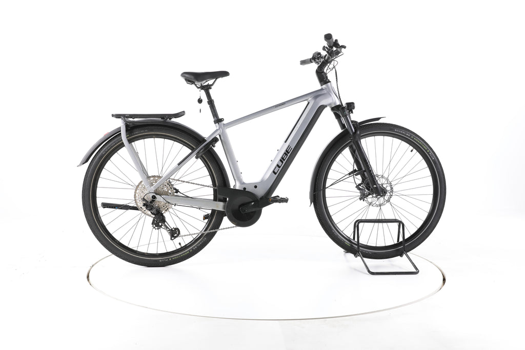 Cube Kathmandu Hybrid SLX Trekking E-Bike - Image 1