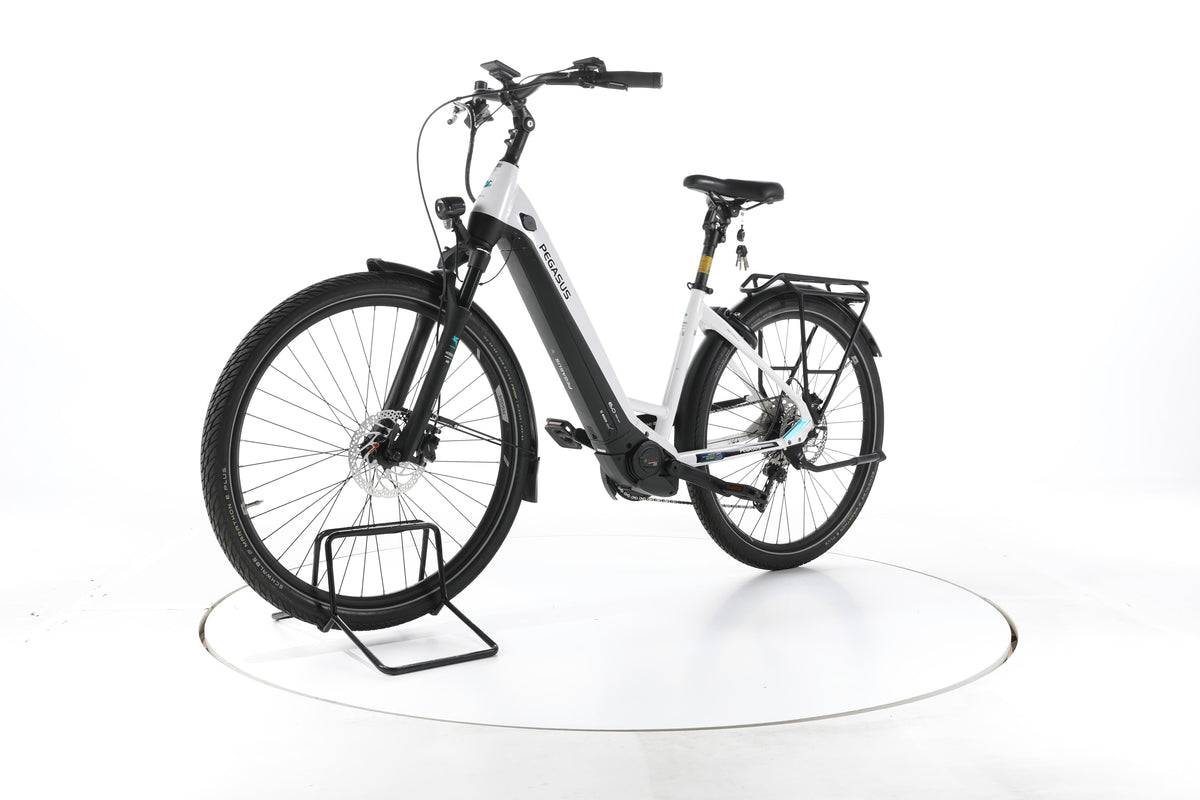 Pegasus Premio EVO Lite Trekking E-Bike Tiefeinsteiger - Image 6