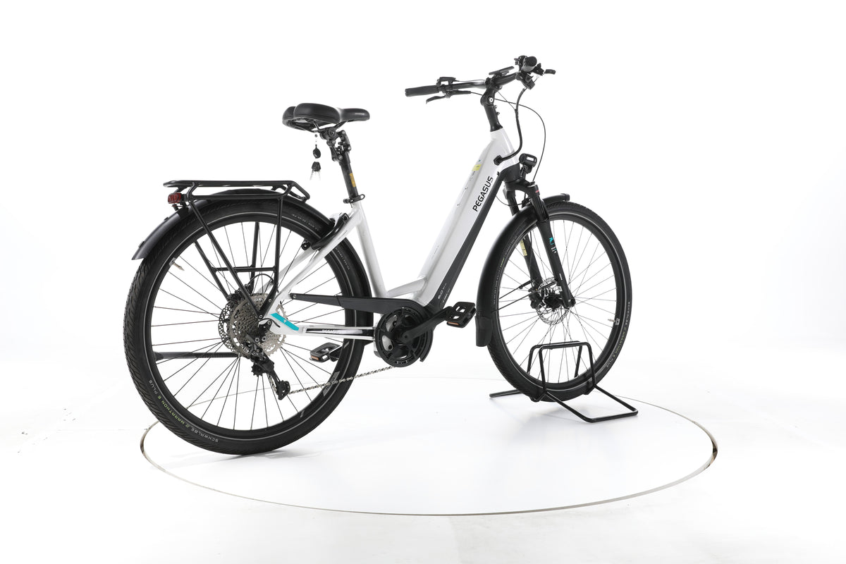 Pegasus Premio EVO Lite Trekking E-Bike Tiefeinsteiger - Image 12