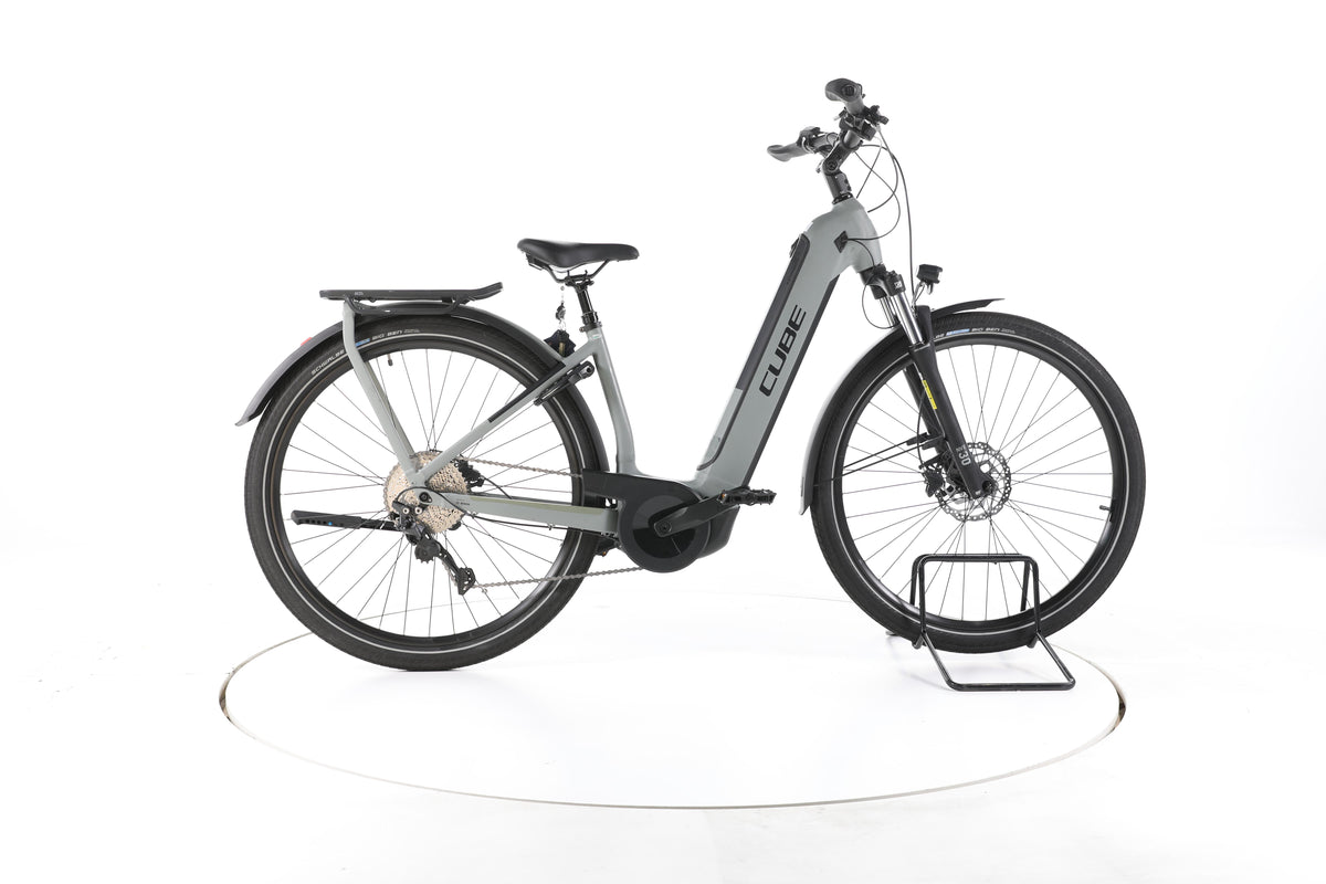 Cube Kathmandu Hybrid ONE Trekking E-Bike Tiefeinsteiger - Image 1