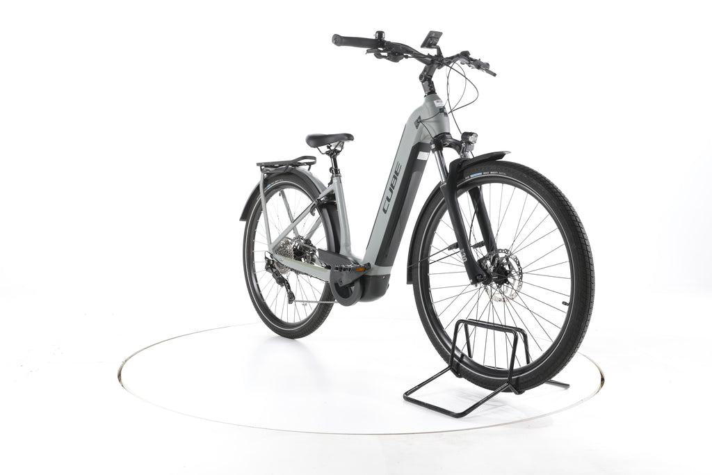 Cube Kathmandu Hybrid ONE Trekking E-Bike Tiefeinsteiger - Image 3