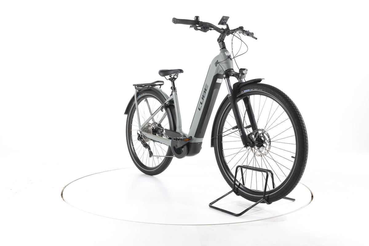 Cube Kathmandu Hybrid ONE Trekking E-Bike Tiefeinsteiger - Image 3