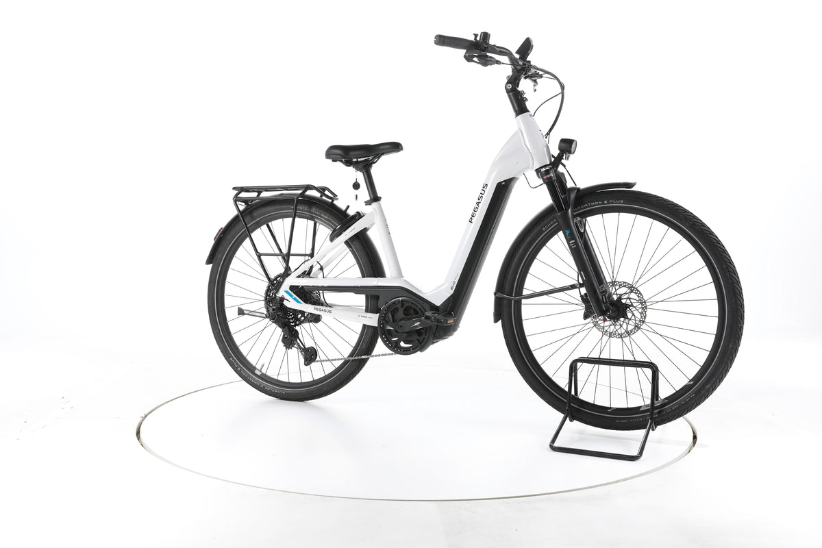 Pegasus Premio Evo 11 Lite Trekking E-Bike Tiefeinsteiger - Image 2