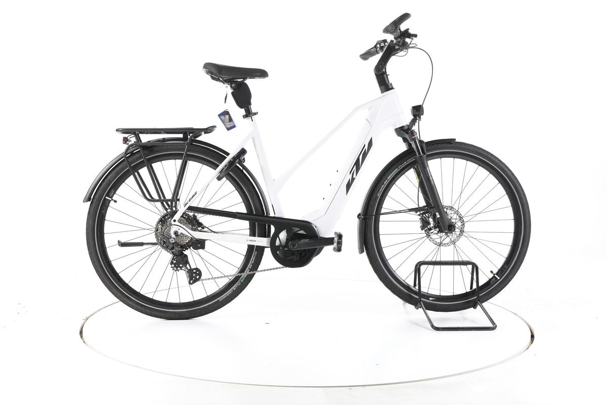 KTM Cento 10 Plus Trekking E-Bike - Image 1