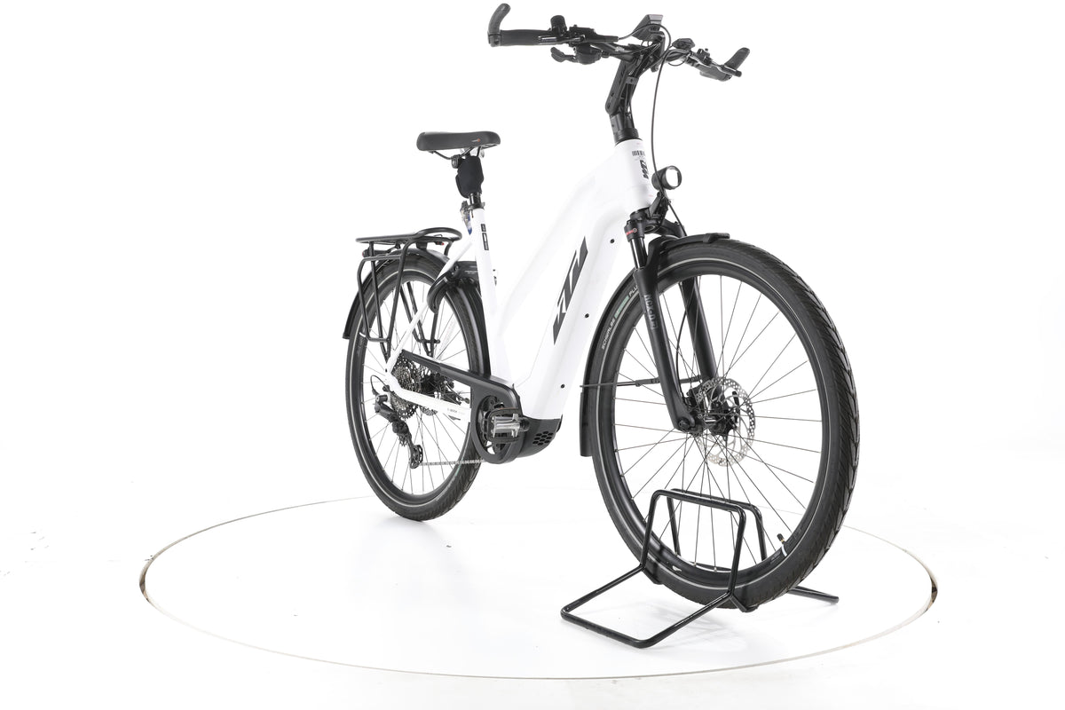 KTM Cento 10 Plus Trekking E-Bike - Image 3