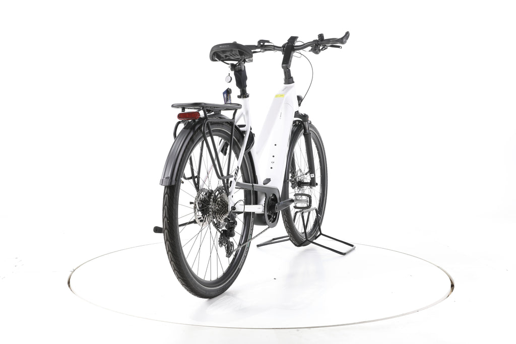 KTM Cento 10 Plus Trekking E-Bike - Image 11