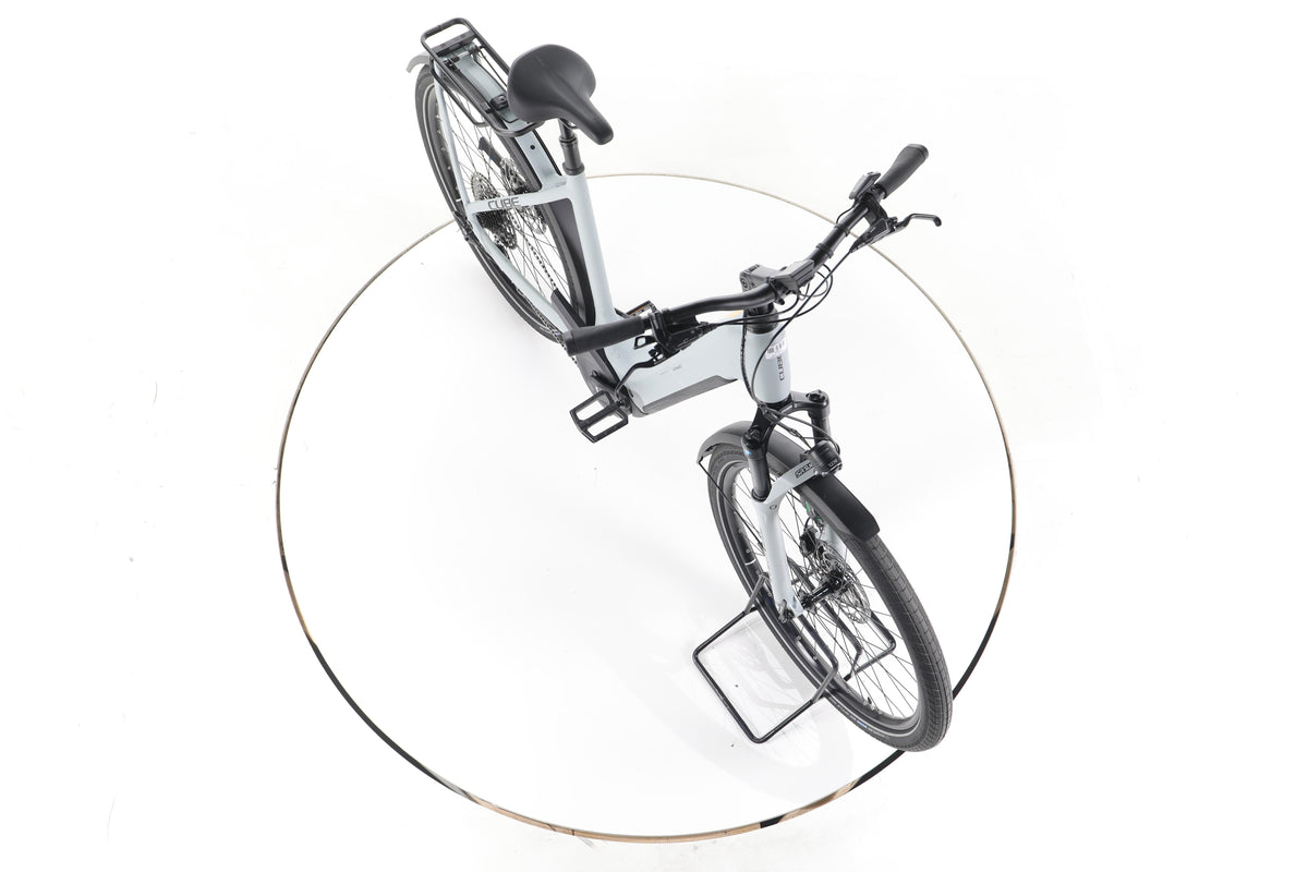 Cube Kathmandu Hybrid Trekking E-Bike Tiefeinsteiger 2025 - Image 15