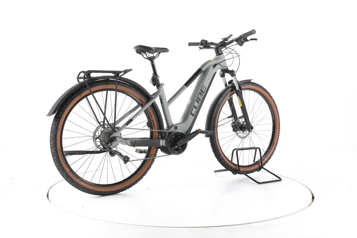 Cube Reaction Hybrid Performance Trekking E-Bike - Image 12