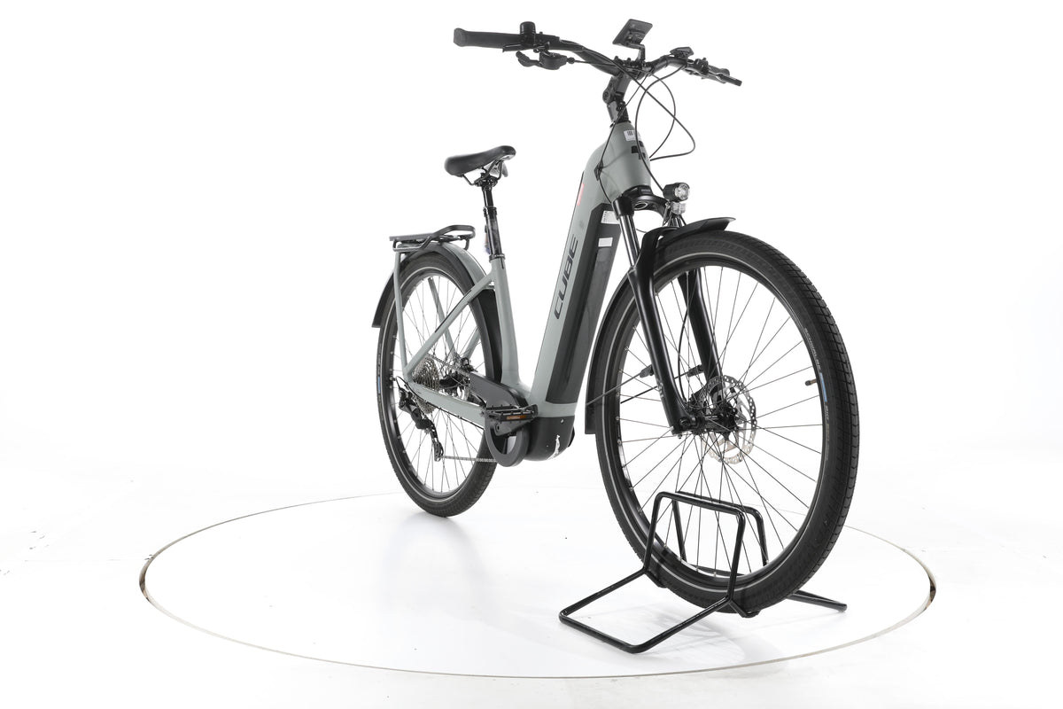 Cube Kathmandu Hybrid ONE 750 Trekking E-Bike Tiefeinsteiger - Image 3