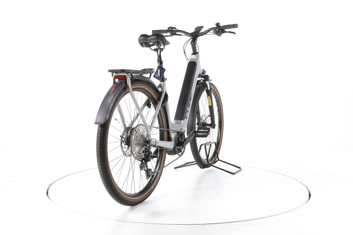 Cube Touring Hybrid Pro Trekking E-Bike Tiefeinsteiger - Image 11