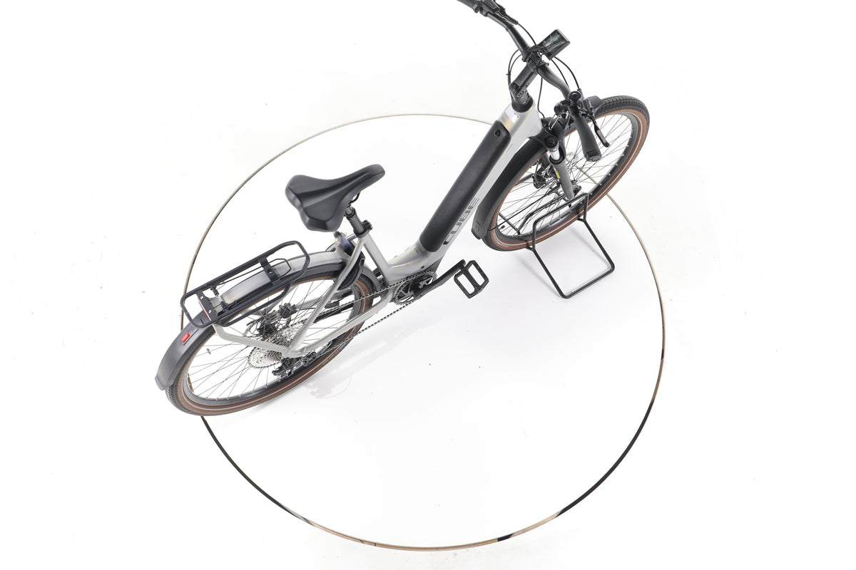 Cube Touring Hybrid Pro Trekking E-Bike Tiefeinsteiger - Image 24