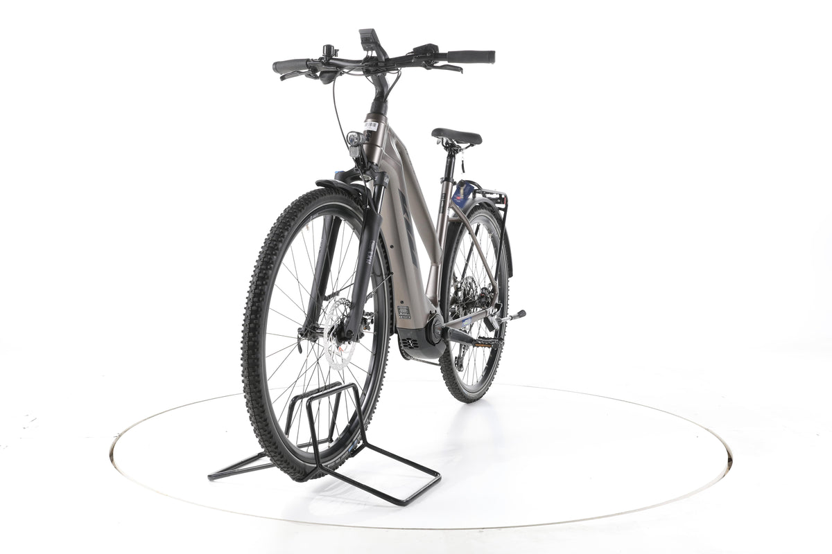 KTM Macina Cross LFC Trekking E-Bike 2024 - Image 5