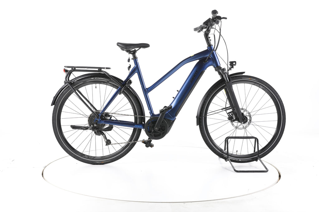 Giant Explore Trekking E-Bike - Image 1