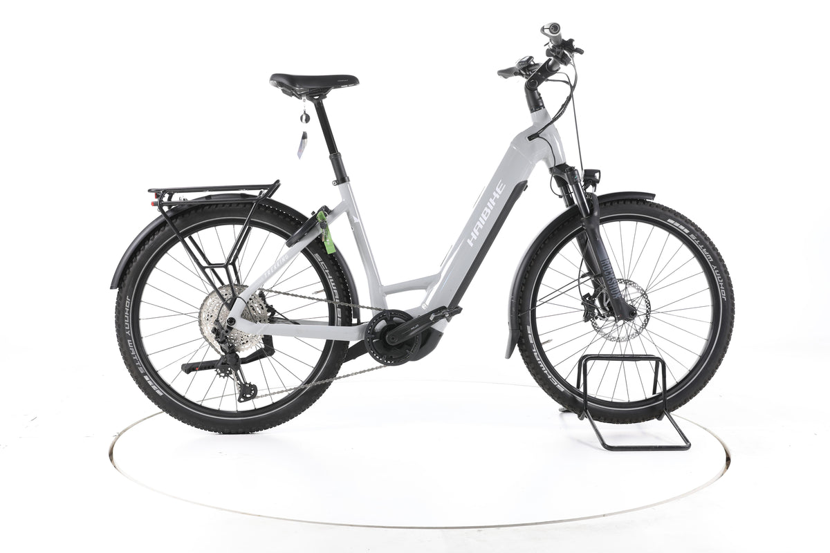 Haibike Trekking 7 Trekking E-Bike Tiefeinsteiger - Image 1