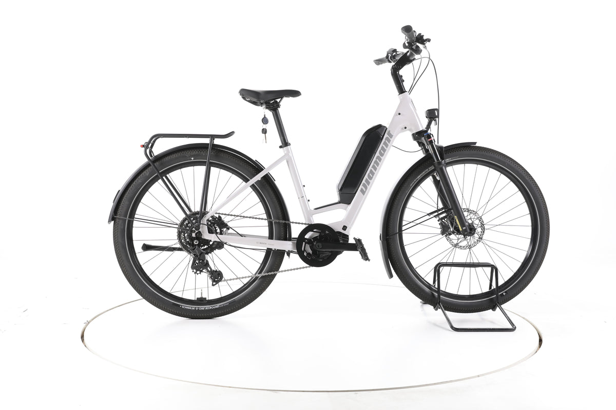 Diamant Zing Trekking E-Bike Tiefeinsteiger 2025 - Image 1