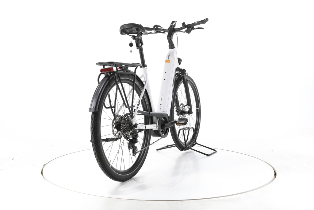 KTM Cento 10 Plus Trekking E-Bike Tiefeinsteiger - Image 11