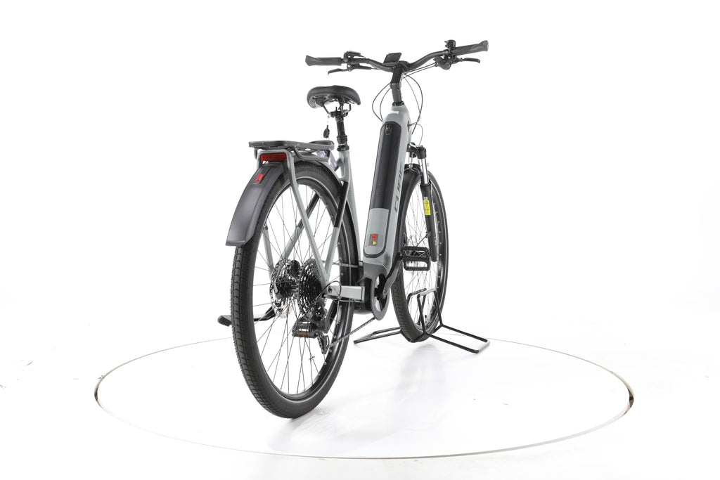 Cube Kathmandu Hybrid ONE Trekking E-Bike Tiefeinsteiger - Image 11