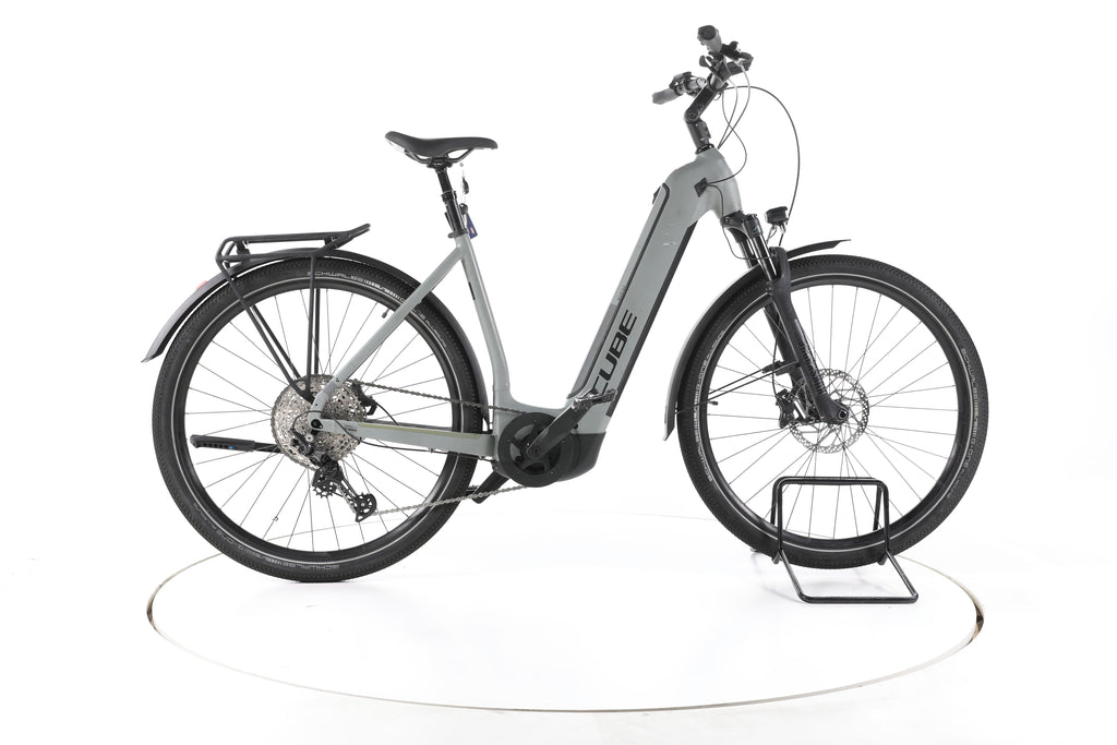 Cube Nuride Hybrid SLX Trekking E-Bike Tiefeinsteiger - Image 1