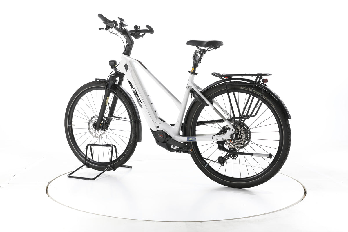 KTM Cento 10 Plus Trekking E-Bike 2024 - Image 8