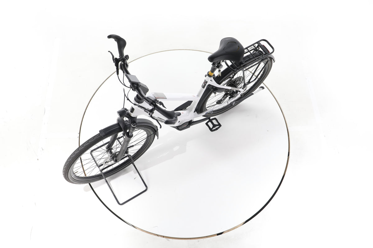 KTM Cento 10 Plus Trekking E-Bike 2024 - Image 18