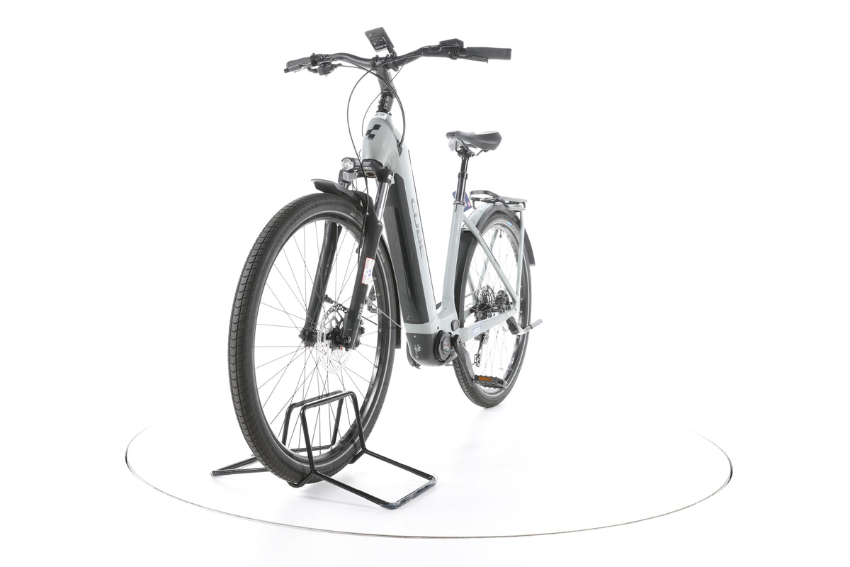 Cube Kathmandu Hybrid One Trekking E-Bike Tiefeinsteiger - Image 5