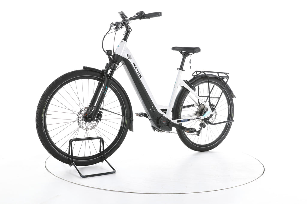 Pegasus Premio Evo 10 Lite Trekking E-Bike Tiefeinsteiger - Image 6