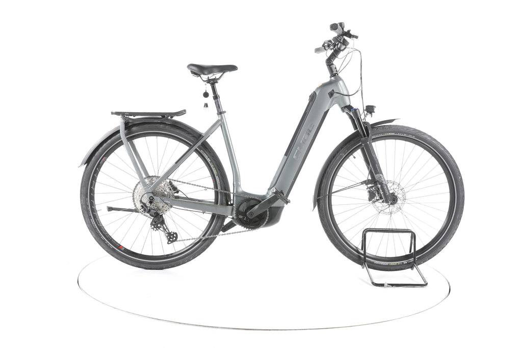 Cube Kathmandu Hybrid Pro 750 Trekking E-Bike Tiefeinsteiger - Image 1