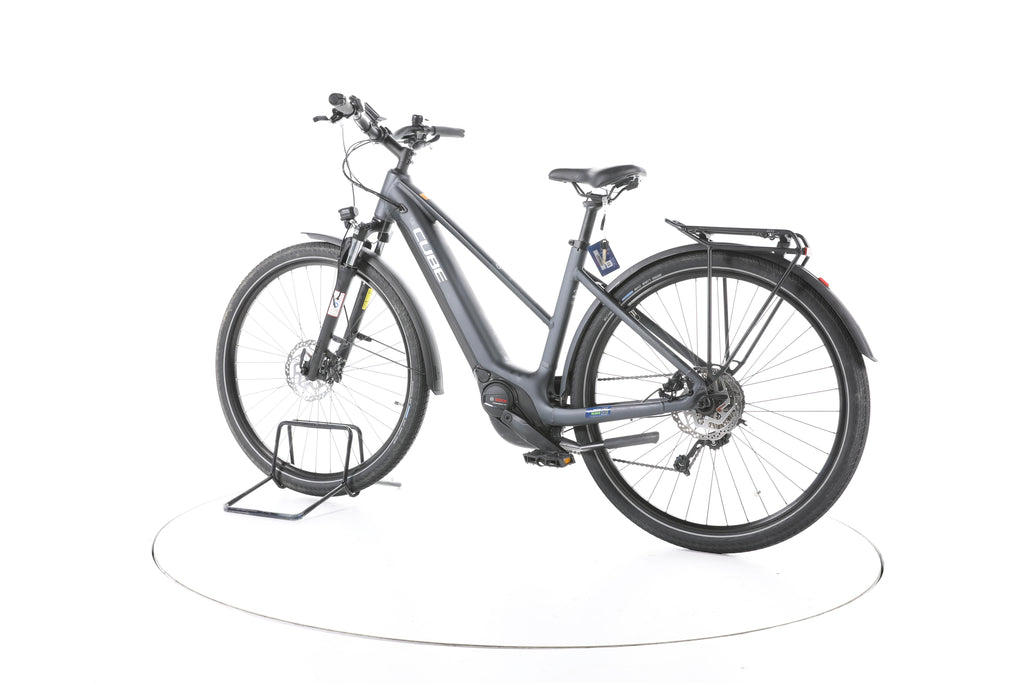 Cube Touring Hybrid One Trekking E-Bike - Image 8