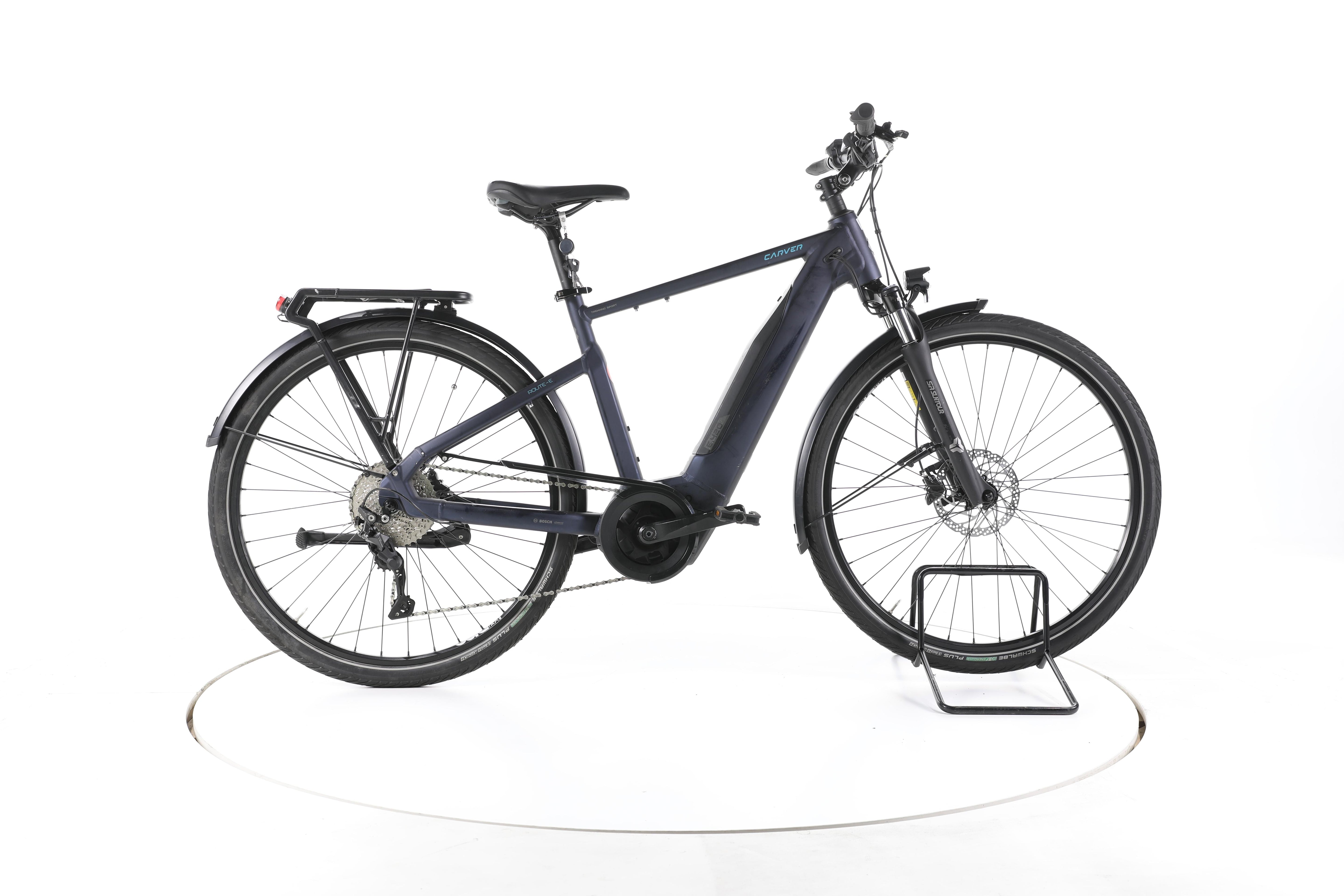 Carver Route E.420 Trekking E-Bike - Image 1
