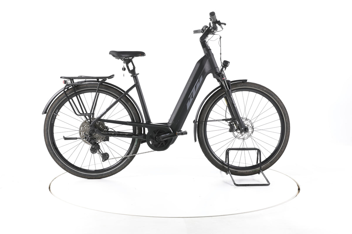 KTM Macina Style 720 Trekking E-Bike Tiefeinsteiger - Image 1
