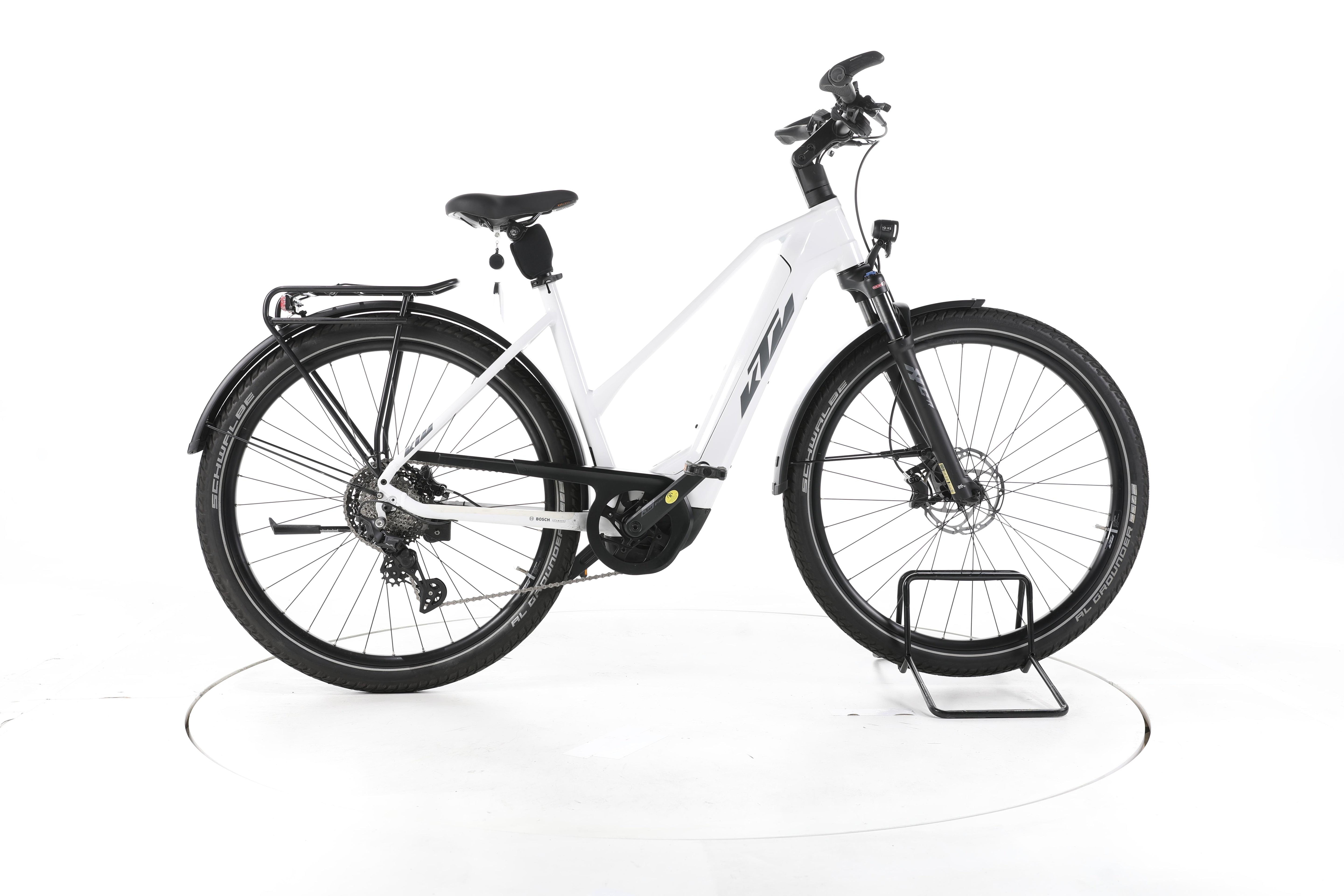 KTM Macina Gran Pro,metallic white,51 cm Trekking E-Bike - Image 1