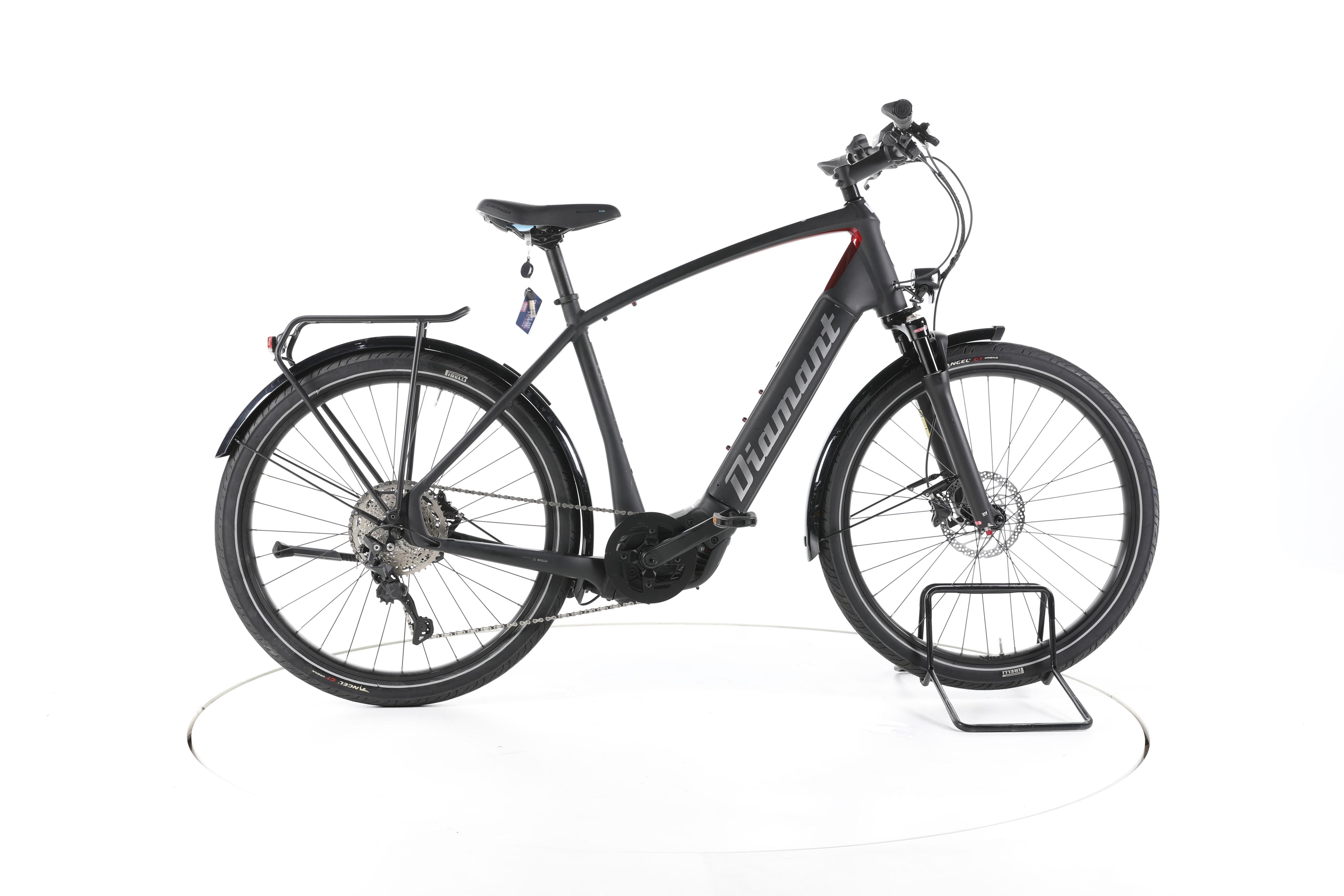 Diamant Zouma Deluxe+ Trekking E-Bike - Image 1