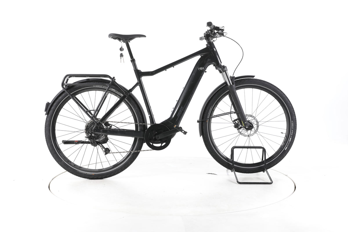 Giant Explore E+2 Trekking E-Bike - Image 1