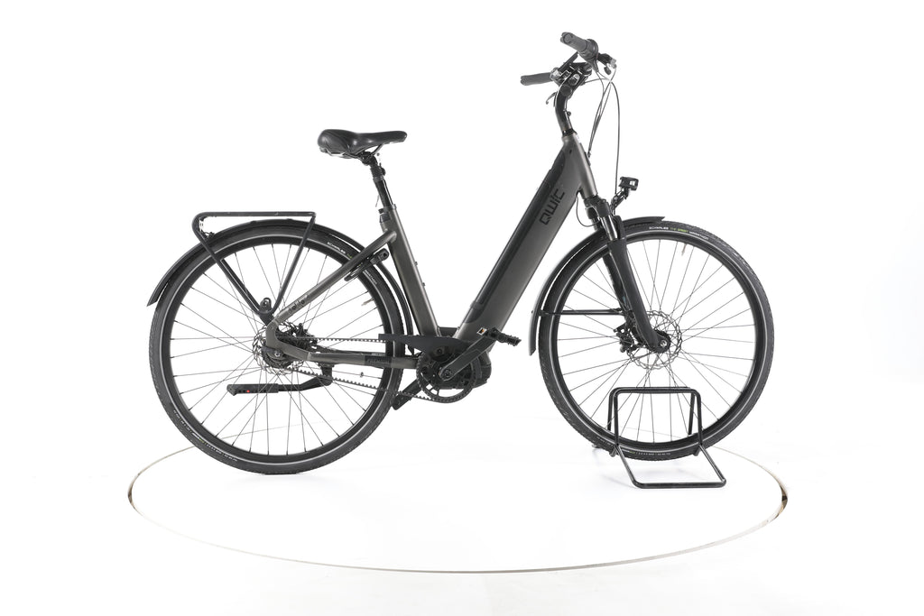 QWIC Premium I MN7 City E-Bike Tiefeinsteiger - Image 1