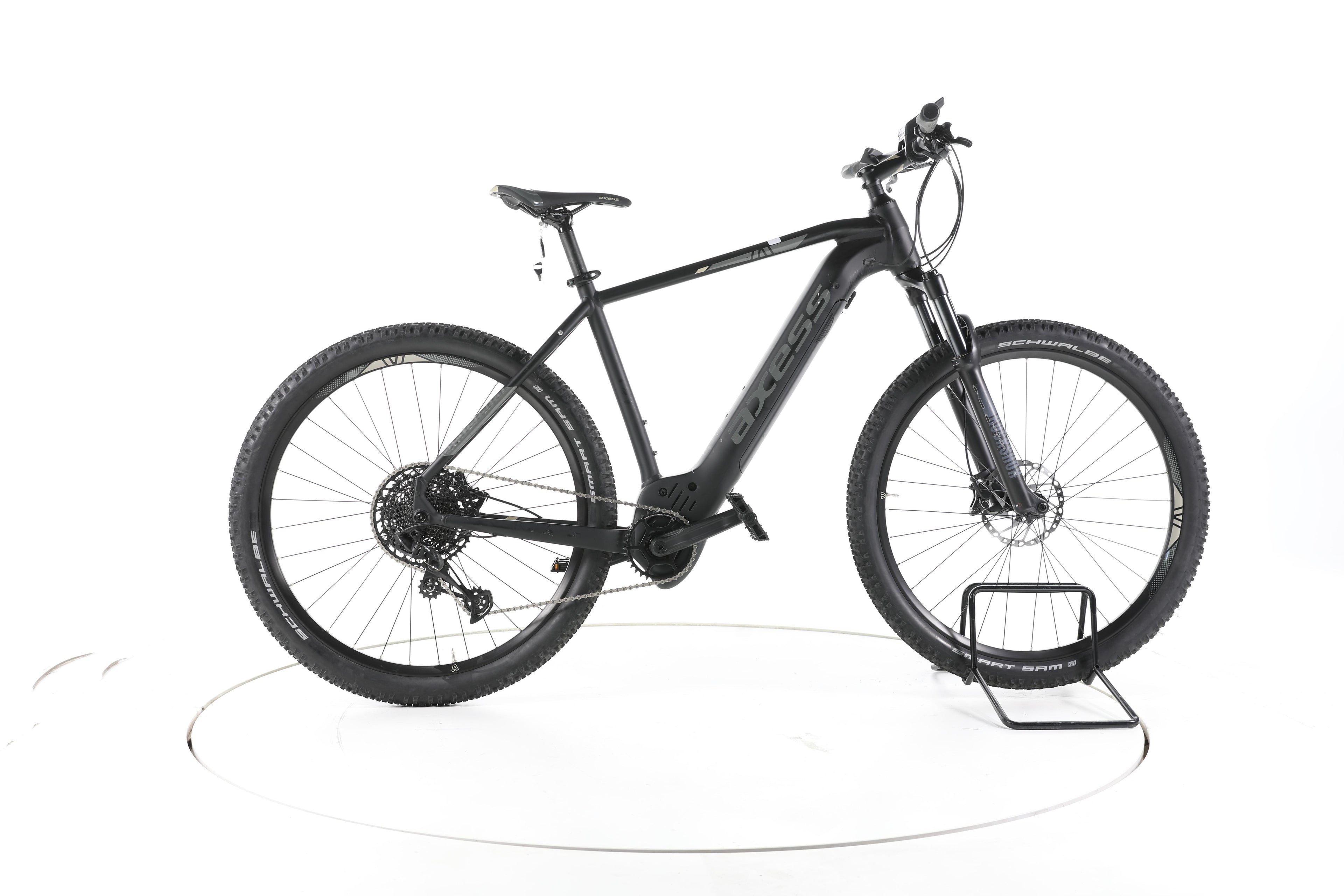 Axess Element E-Bike - Image 1