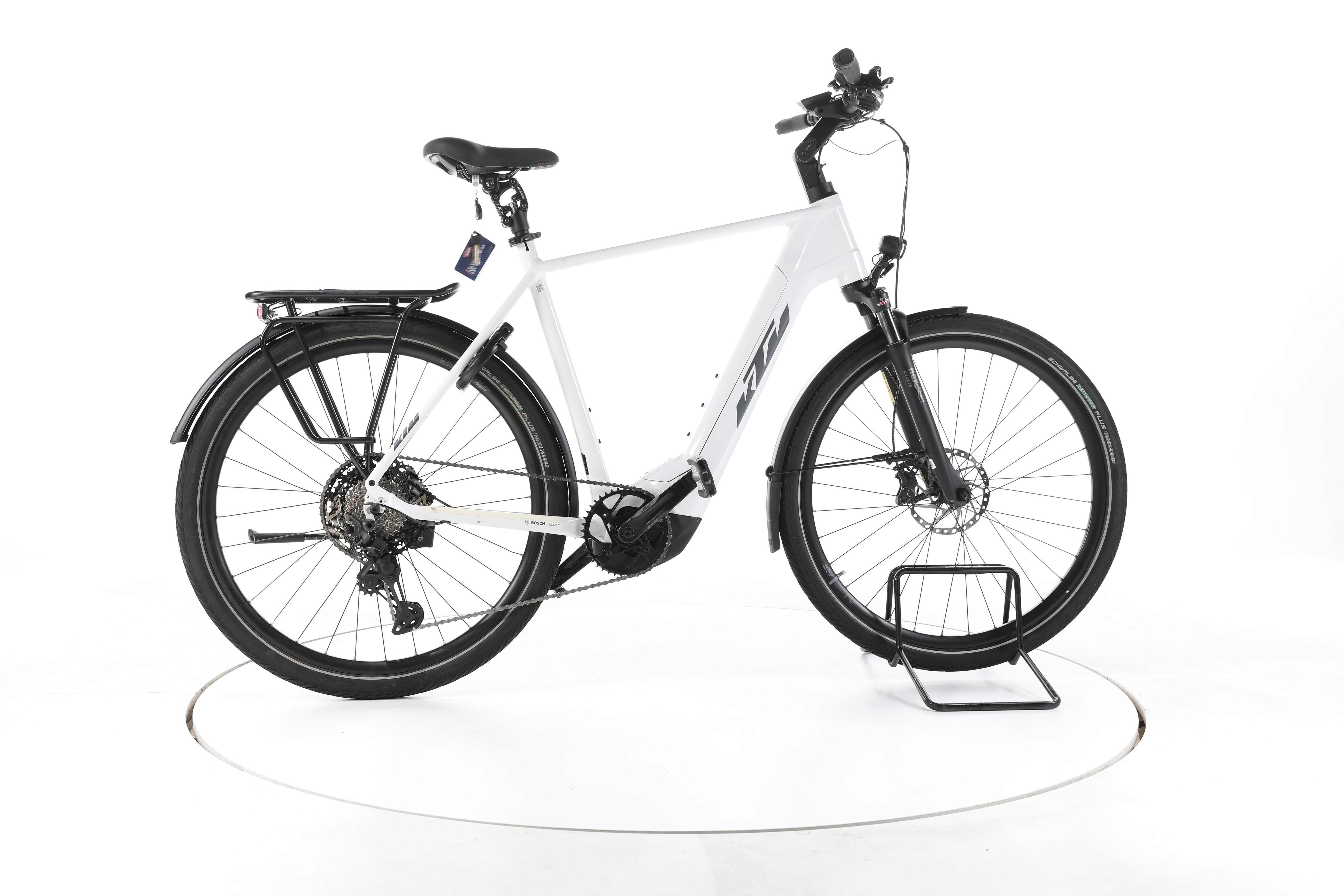 KTM Macina Style 720 Trekking E-Bike - Image 1